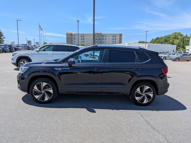 2024 Volkswagen Taos SE