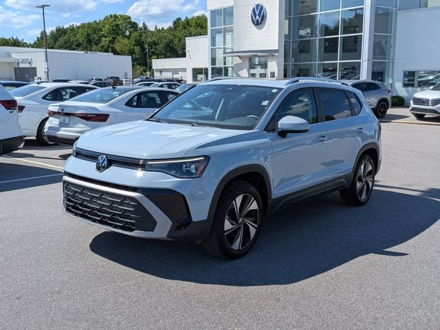 2025 Volkswagen Taos SE