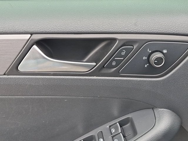 2015 Volkswagen Jetta 2.0L TDI SE w/Connectivity