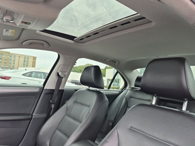 2015 Volkswagen Jetta 2.0L TDI SE w/Connectivity