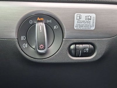 2015 Volkswagen Jetta 2.0L TDI SE w/Connectivity