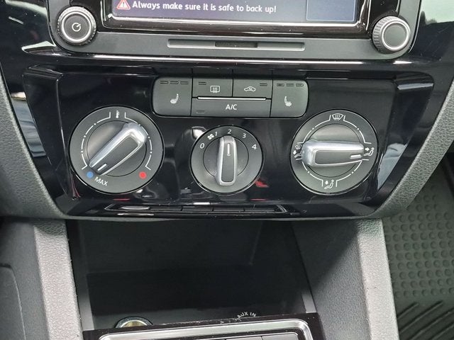 2015 Volkswagen Jetta 2.0L TDI SE w/Connectivity