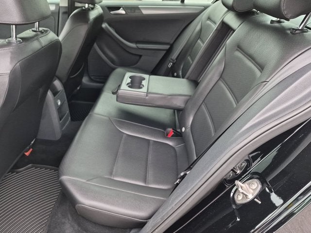 2015 Volkswagen Jetta 2.0L TDI SE w/Connectivity