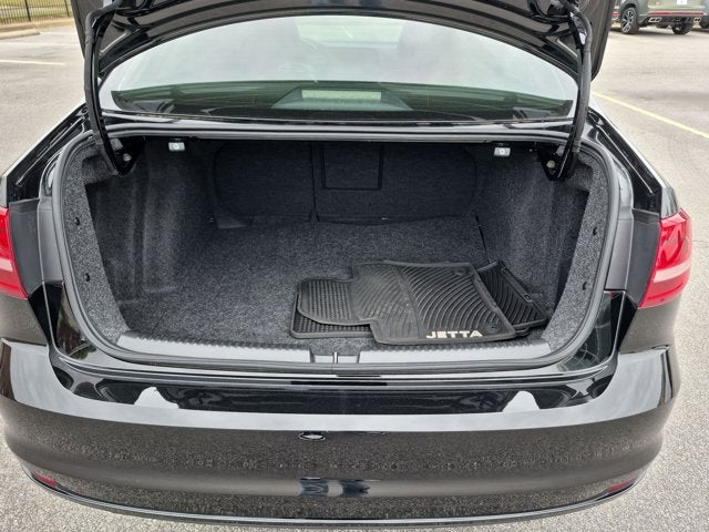2015 Volkswagen Jetta 2.0L TDI SE w/Connectivity