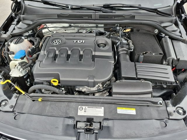 2015 Volkswagen Jetta 2.0L TDI SE w/Connectivity