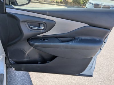 2022 Nissan Murano SL