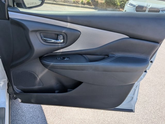 2022 Nissan Murano SL