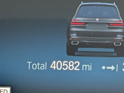 2023 BMW X7 xDrive40i