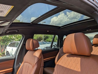 2027 BMW X7 xDrive40i