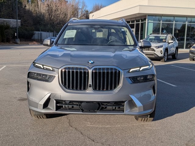 2025 BMW X7 xDrive40i