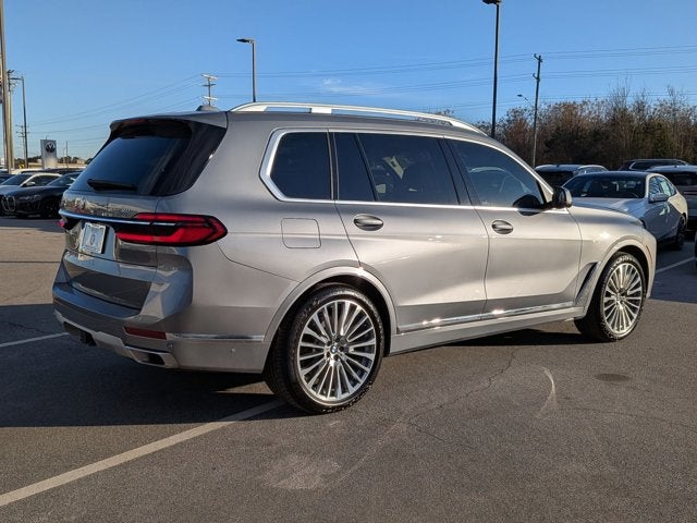 2025 BMW X7 xDrive40i