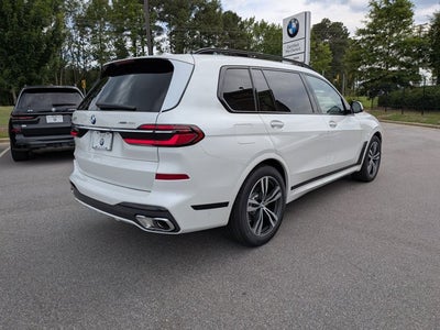 2027 BMW X7 xDrive40i
