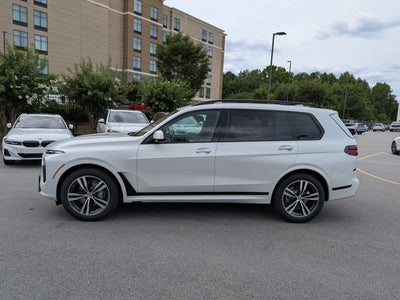 2027 BMW X7 xDrive40i