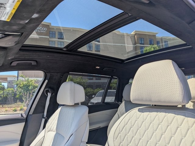2026 BMW X7 M60i