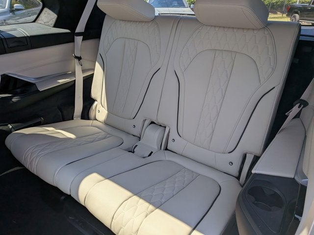 2026 BMW X7 M60i