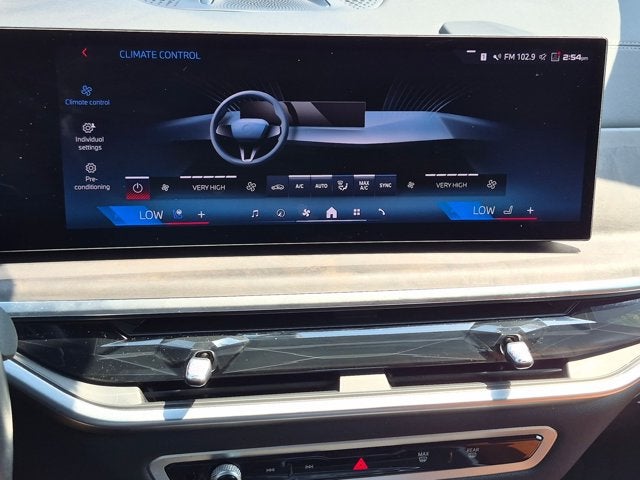 2026 BMW X7 M60i