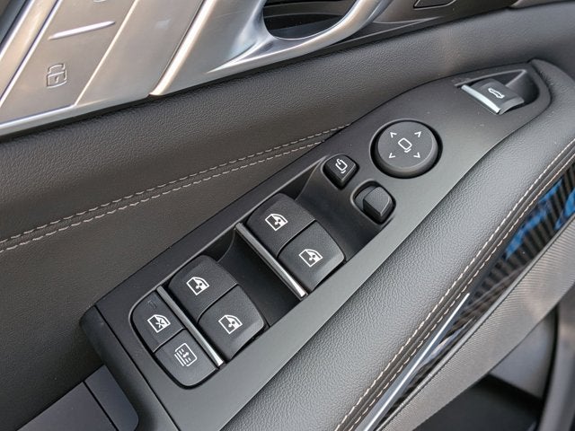 2027 BMW X7 M60i