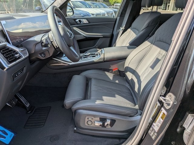 2027 BMW X7 M60i