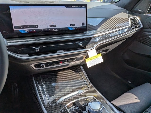 2027 BMW X7 M60i