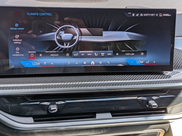2027 BMW X7 M60i