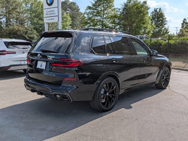 2027 BMW X7 M60i