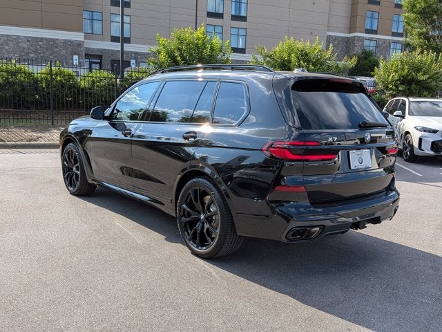 2027 BMW X7 M60i