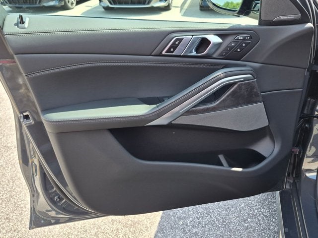 2027 BMW X6 xDrive40i