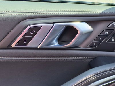 2027 BMW X6 xDrive40i