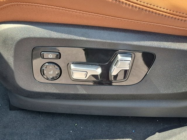 2027 BMW X6 xDrive40i