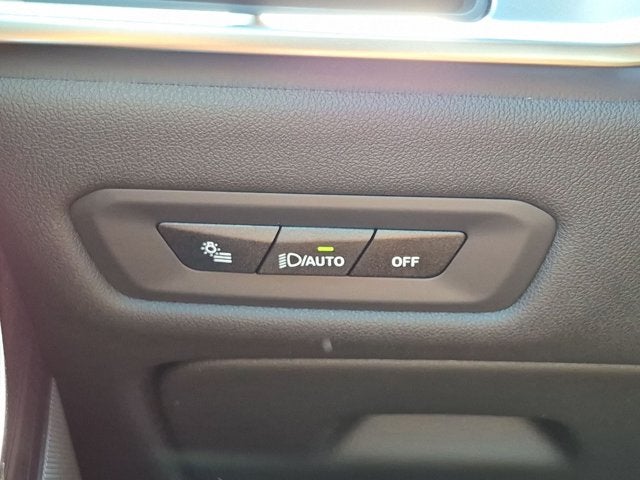 2027 BMW X6 xDrive40i