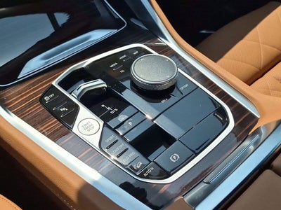 2027 BMW X6 xDrive40i