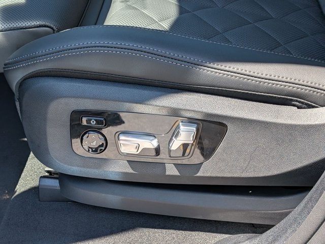2027 BMW X6 xDrive40i