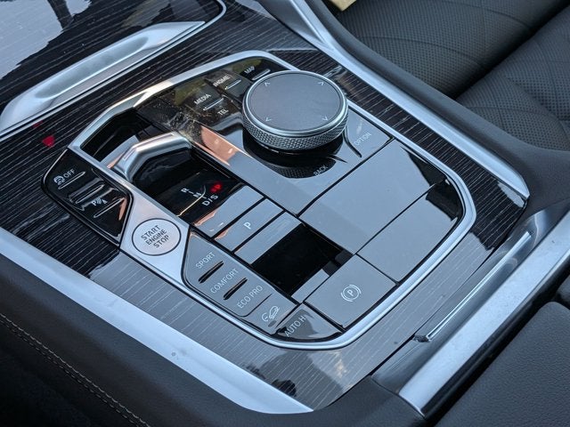 2027 BMW X6 xDrive40i