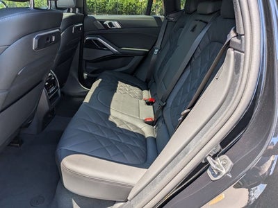 2027 BMW X6 xDrive40i
