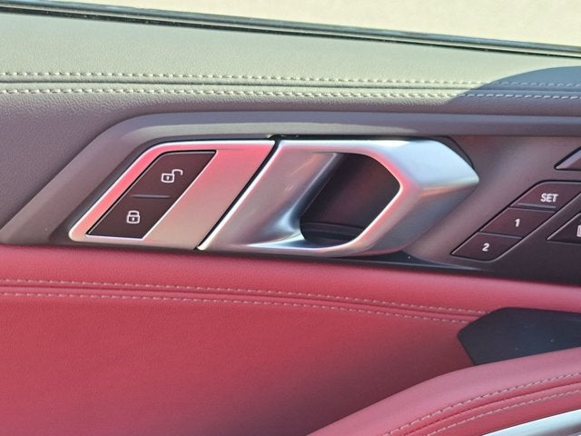 2027 BMW X6 xDrive40i