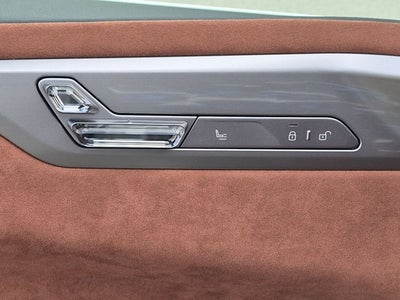 2027 BMW X5 40 xDrive