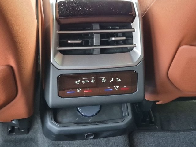 2027 BMW X5 40 xDrive