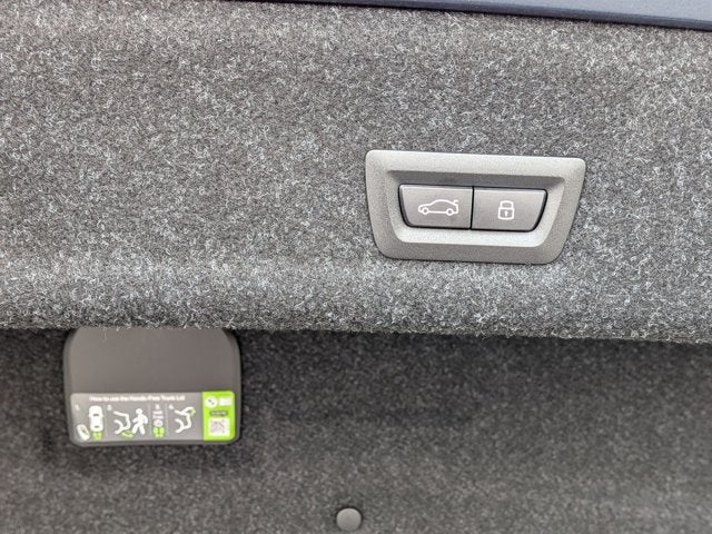 2026 BMW 3 Series 330i