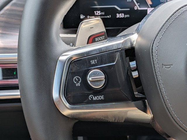 2023 BMW 7 Series 740i