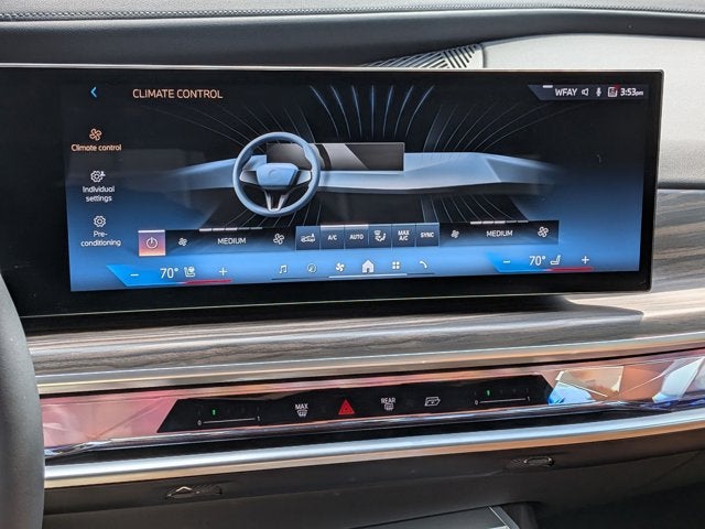 2023 BMW 7 Series 740i