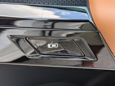 2023 BMW 7 Series 740i