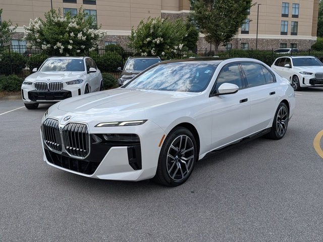 2023 BMW 7 Series 740i