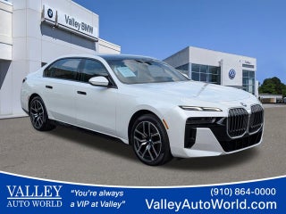 2023 BMW 7 Series 740i