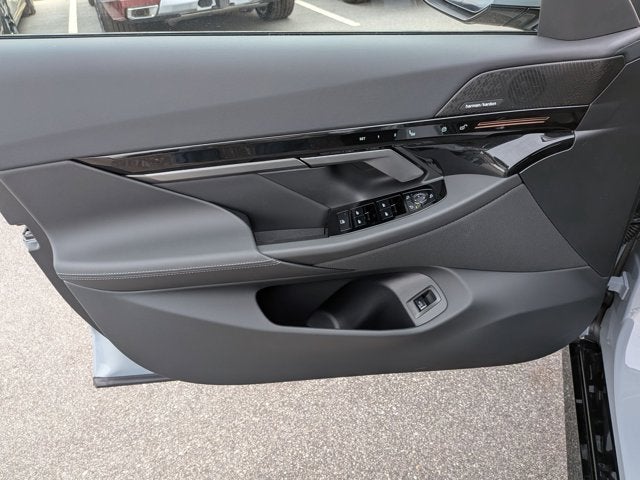 2026 BMW 5 Series 530i