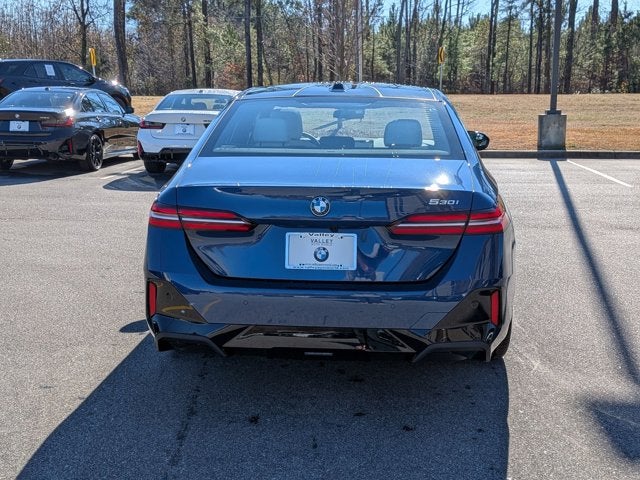 2026 BMW 5 Series 530i