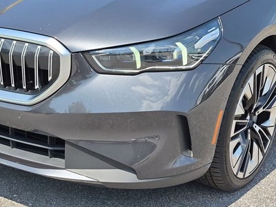 2024 BMW 5 Series 530i