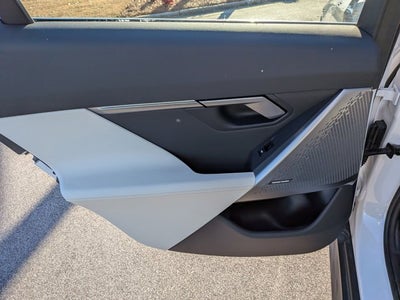 2025 BMW 5 Series 530i