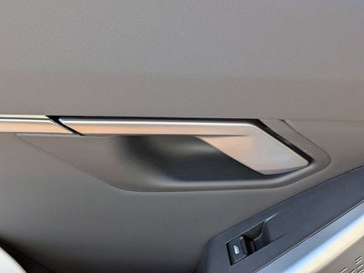 2025 BMW 5 Series 530i