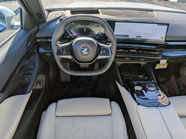 2025 BMW 5 Series 530i