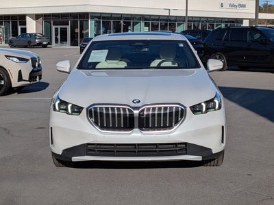 2025 BMW 5 Series 530i
